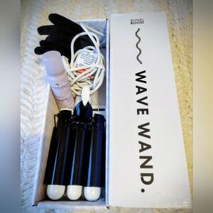 Bondi Boos Triple Barrel 1.25 Inch Wave Wand Hair Styling Tool